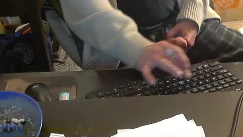 Snapshot of islandduke chatting on 02.05.25 Duke online show from 02.05.25