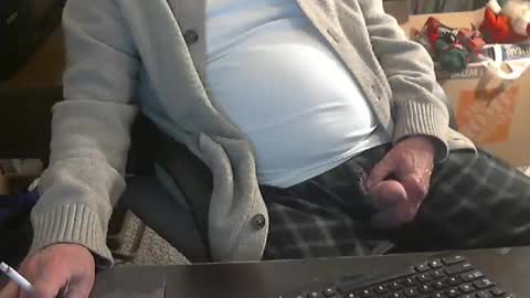 Snapshot of islandduke chatting on 02.18.25 Duke online show from 02.18.25