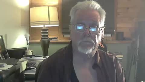 Snapshot of islandduke chatting on 10.11.25 Duke online show from 10.11.25