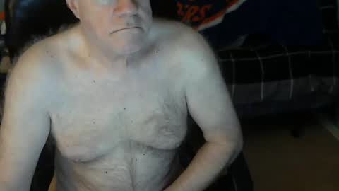 Snapshot of islesman22 chatting on 12.30.24 islesman22 online show from 12.30.24