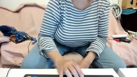 Snapshot of israelymilf chatting on 12.19.24 Marta online show from 12.19.24