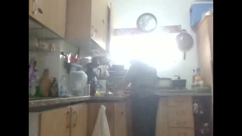 Snapshot of israelymilf chatting on 11.16.25 Marta online show from 11.16.25