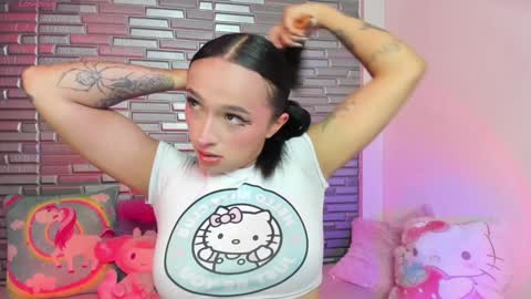 I S S A B E L A Igissaa ax    Xlittleissa  online show from 01.21.25