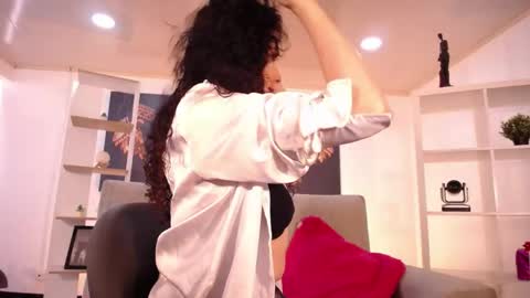 issa_milf online show from 05.28.26