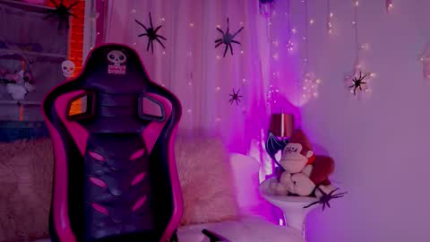 ISSA  online show from 10.15.25