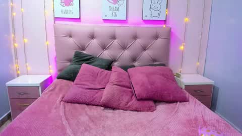 Issa  online show from 11.05.25