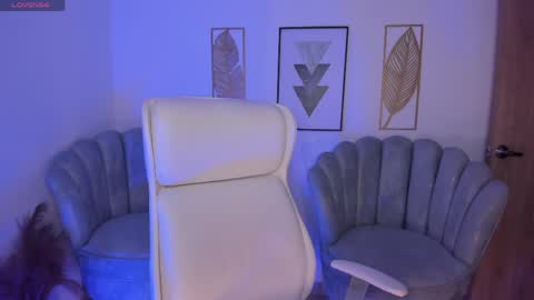 issi_loren online show from 06.05.26