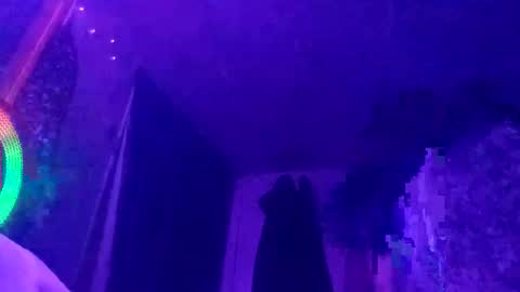 Snapshot of issyamazin667 chatting on 10.19.25 Girlnextdoor online show from 10.19.25