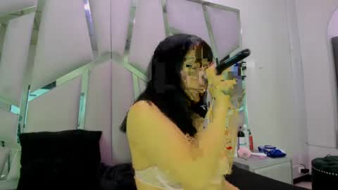 Issys online show from 07.21.26