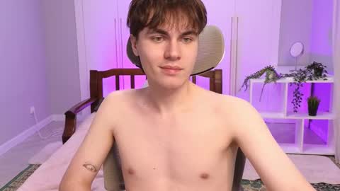 Snapshot of istairee chatting on 01.02.25 Maks online show from 01.02.25