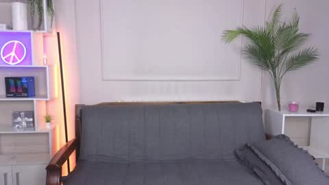 Snapshot of istairee chatting on 01.17.25 Maks online show from 01.17.25