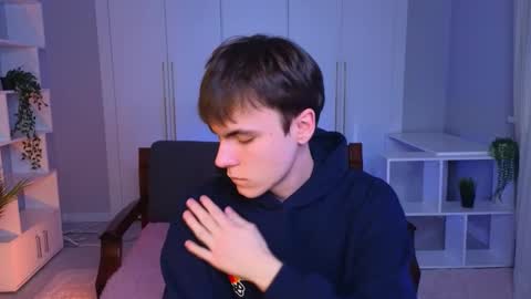 Snapshot of istairee chatting on 02.07.25 Maks online show from 02.07.25