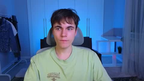 Snapshot of istairee chatting on 02.17.25 Maks online show from 02.17.25