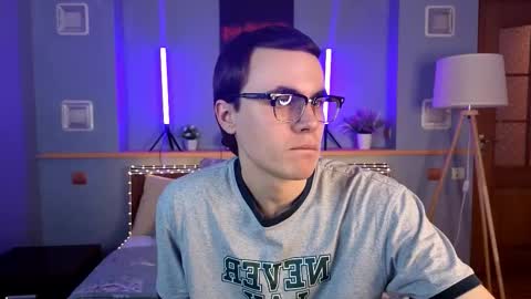 Snapshot of istairee chatting on 03.22.26 Maks online show from 03.22.26