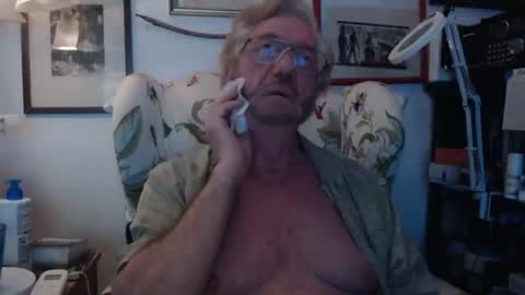 ImYourBitch online show from 05.28.26