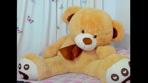 Snapshot of itahisa_sweet chatting on 10.30.25 Itahisa sweet online show from 10.30.25