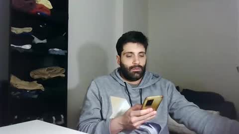 Snapshot of italianboybcn chatting on 01.21.25 italianboybcn online show from 01.21.25