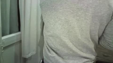 Snapshot of italianboybcn chatting on 11.28.25 italianboybcn online show from 11.28.25