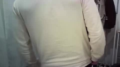 Snapshot of italianboybcn chatting on 11.30.25 italianboybcn online show from 11.30.25