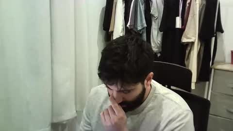 Snapshot of italianboybcn chatting on 12.13.25 italianboybcn online show from 12.13.25