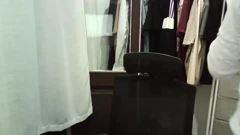 Snapshot of italianboybcn chatting on 12.14.25 italianboybcn online show from 12.14.25