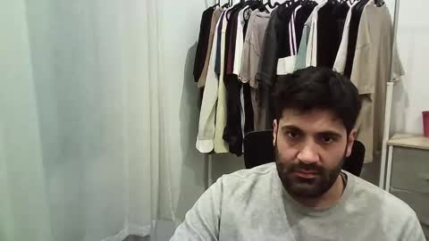 italianboybcn online show from 01.18.26