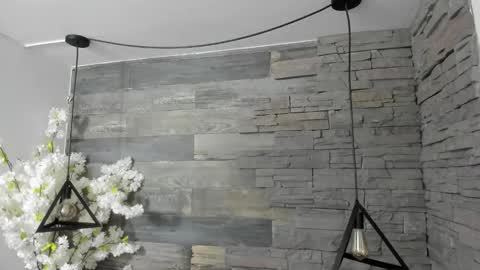 Italo Moore online show from 11.07.25