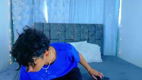 Snapshot of ithan_kingtwin chatting on 05.17.26 ithan_kingtwin online show from 05.17.26