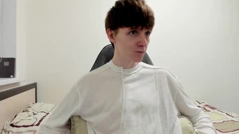 Snapshot of ithan_red chatting on 02.01.25 Ethan online show from 02.01.25