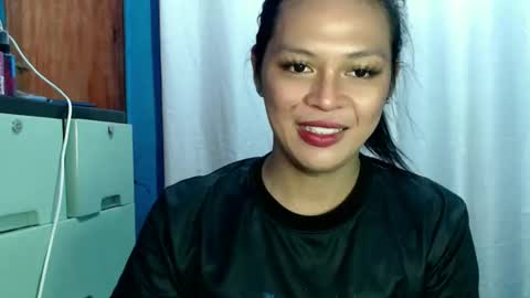 Snapshot of its_asiandave chatting on 02.22.25 DAVE online show from 02.22.25