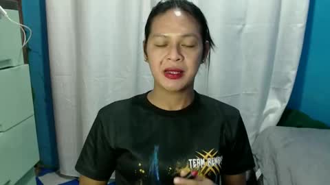 Snapshot of its_asiandave chatting on 03.04.25 DAVE online show from 03.04.25