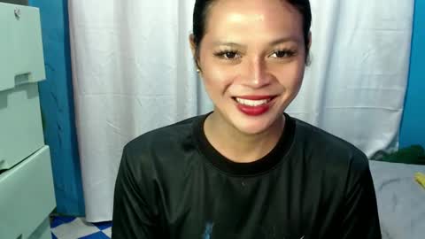 Snapshot of its_asiandave chatting on 03.12.25 DAVE online show from 03.12.25