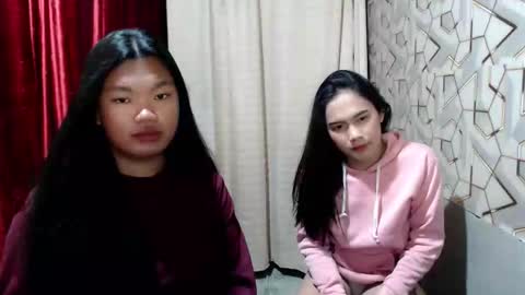 Snapshot of its_clouie chatting on 03.12.26 CLOUIE and KATE online show from 03.12.26