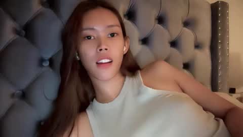 Snapshot of its_me_cora chatting on 03.24.26 Cora online show from 03.24.26