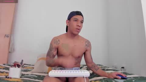 Miley hurtado online show from 11.02.25