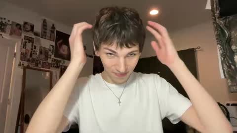 Snapshot of its_rowan chatting on 09.24.25 Rowan online show from 09.24.25