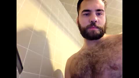 Snapshot of itsdaiton chatting on 11.09.25 Daiton online show from 11.09.25