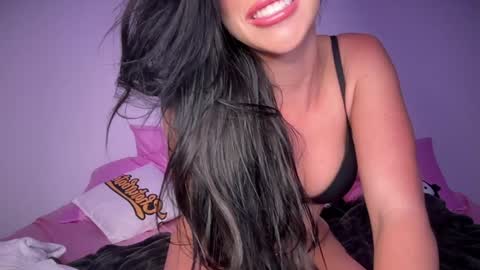 Snapshot of itskassielee chatting on 01.05.25 itskassielee online show from 01.05.25