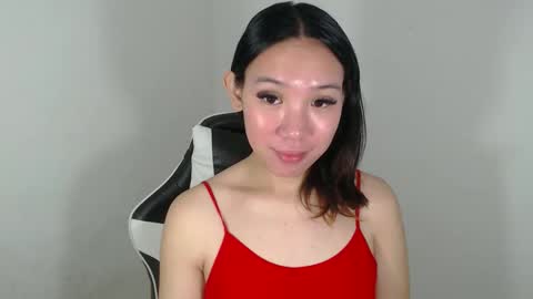 Snapshot of itsmehotqueen chatting on 10.29.25 itsmehotqueen online show from 10.29.25