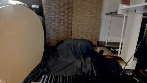 itsmelodica92 online show from 12.20.25