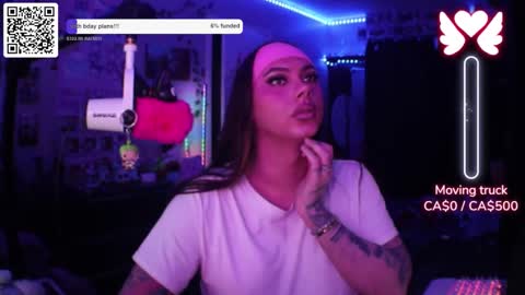 Nicki Foxx online show from 11.12.25