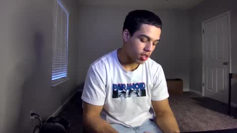 Snapshot of itstarzan chatting on 12.23.24 TARZAN online show from 12.23.24
