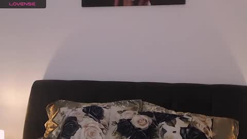 Melissa Khaan online show from 01.20.25