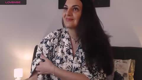 Melissa Khaan online show from 02.02.25