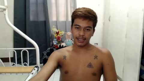 Snapshot of itzme_jhonfred chatting on 07.18.26 Jhonfred online show from 07.18.26