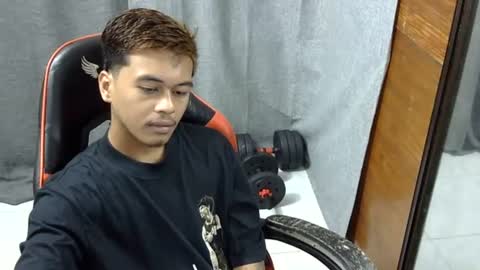 Snapshot of itzme_jhonfred chatting on 07.27.26 Jhonfred online show from 07.27.26