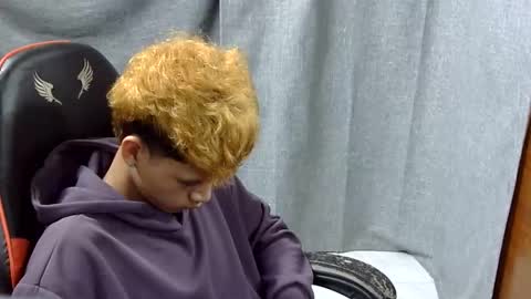 itzme_john online show from 06.05.26