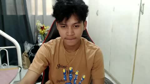itzme_john online show from 06.21.26