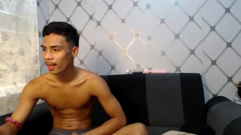 Snapshot of itzme_urboy chatting on 04.03.26 itzme_urboy online show from 04.03.26