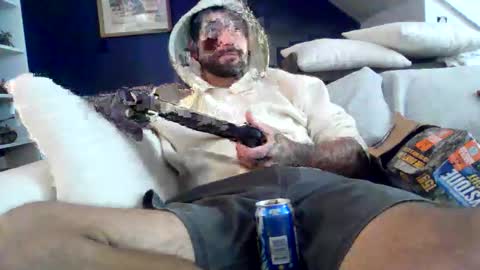 Snapshot of itzmeebaby chatting on 10.23.25 Itzmeebabyy online show from 10.23.25